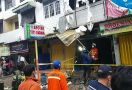 Kebakaran Rumah Toko di Jalan Urip, Tiga Orang Meninggal Dunia - JPNN.com