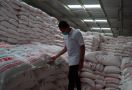 Penuhi Kebutuhan Petani, Pupuk Indonesia Terus Percepat Distribusi ke Gudang dan Kios - JPNN.com