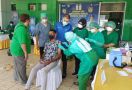 16 Tokoh di Papua Termasuk Pangdam Cenderawasih Disuntik Vaksin COVID-19 - JPNN.com