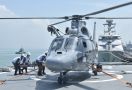 Tim Medis Mengevakuasi Pasien Pakai Helikopter dari Kapal Perang TNI AL, Mohon Doanya - JPNN.com