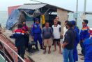 Lima ABK Diduga Masih Terjebak di Kapal yang Tenggelam setelah Tabrakan di Laut - JPNN.com