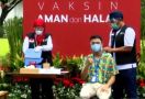 Lihat Itu Gaya Raffi Ahmad saat Disuntik Vaksinasi Kedua di Istana - JPNN.com