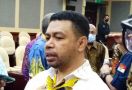Filep Wamafma Minta Kapolri Listyo Berdayakan dan Promosikan Perwira Polri dari Papua - JPNN.com