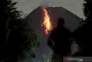 Hari Ini, Gunung Merapi Makin Sering Memuntahkan Lava - JPNN.com
