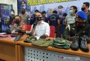 Mengaku Paspampres dan Pakai Atribut TNI, Residivis Penipuan Ini Diciduk Polisi - JPNN.com