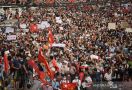 Rakyat Myanmar Tidak Takut, Turun ke Jalan Melawan Kediktatoran Militer - JPNN.com