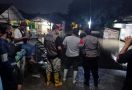 Banjir Merendam 2 Kampung di Bekasi, Warga Butuh Logistik - JPNN.com
