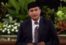 Jokowi Dinilai Perlu Menonaktifkan Wamenkumham demi Lindungi Independensi KPK - JPNN.com