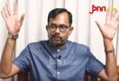 Haris Azhar Minta Luhut Jelaskan Big Data Penundaan Pemilu, Jangan Bisanya Tersangkakan Orang Saja - JPNN.com