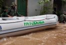 Munarman Sebut FPI Versi Baru Bantu Korban Banjir, Kapolsek: Mau Berdalih FPI Apa Saja, Tidak Boleh! - JPNN.com
