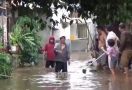 Hujan Deras, Dua RT di Duren Sawit Terendam Banjir - JPNN.com