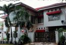 Itu Rumah Nurdin Abdullah, Ada Cerita dari Deng Sadi - JPNN.com