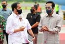 Didampingi Sultan, Jokowi Meninjau Abdi Dalem Divaksin - JPNN.com