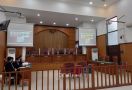 Gus Nur Memohon Ini Kepada Majelis Hakim - JPNN.com