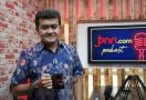 Polda Riau Gerebek Wabup Rohil dengan Wanita di Hotel, Reza Indragiri Sentil Kapolri - JPNN.com