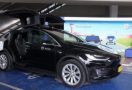 Canggih! Bandara Soetta Punya Taksi Listrik Tesla, Siap Antar Pelanggan - JPNN.com