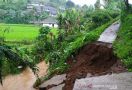 Longsor dan Banjir Terjang Cianjur - JPNN.com