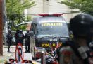 Bom Bunuh Diri di Gereja Katedral Makassar Aksi Teror ke-552 di Indonesia - JPNN.com