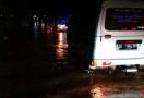 Puluhan Rumah Warga di Pesisir Barat Terendam Banjir - JPNN.com