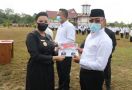 Warning dari Bupati Karolin Buat Anggota BPD, Pakai Frasa ‘Jangan Nakal’ - JPNN.com