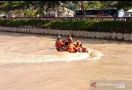Berenang di Sungai Kalimalang, Rafi Terseret Arus, Tenggelam Lalu Hilang - JPNN.com