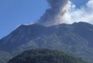 Gunung Api Ili Lewotolok Erupsi, Ada Dentuman yang Sangat Kuat - JPNN.com