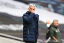 Pogba Lontarkan Kritikan, Mourinho Malah Menanggapi Begini - JPNN.com