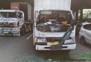 Tabrakan Beruntun di Tol Japek, Dua Truk Ringsek, Begini Kondisinya - JPNN.com