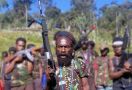 Teroris KKB Tembaki Prajurit TNI-Polri di Papua, Lalu Bakar Permukiman Warga - JPNN.com