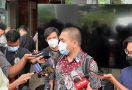 Aziz Yanuar Sebut tak Ada Bukti Kuat Munarman Terkait Tindak Pidana Terorisme - JPNN.com