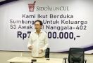 Sido Muncul Serahkan Cek Senilai Rp 720 Juta kepada 53 Ahli Waris Kru Nanggala 402 - JPNN.com