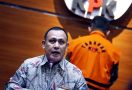 KPK Tetapkan Tersangka Sekaligus Jebloskan Wali Kota Ambon ke Sel - JPNN.com