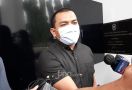 Prof Al Makin Minta Kasus Penendang Sesajen Dihentikan, Aziz Yanuar Bilang Begini - JPNN.com