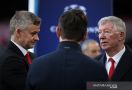 Final Liga Europa: MU pun Membawa Sir Alex Ferguson ke Polandia, Buat Apa? - JPNN.com