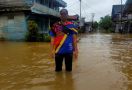 Permukiman Warga di Perbatasan RI-Malaysia Direndam Banjir - JPNN.com
