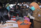 Temukan Makanan Berbahaya saat Blusukan ke Pasar, Fitrianti Agustinda Peringatkan Pedagang - JPNN.com
