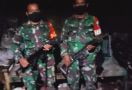 Polsek Candipuro Dibakar Massa, Irjen Hendro Apresiasi Kesigapan 2 Anggota TNI Ini - JPNN.com
