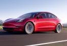 Mobil Tesla Tidak Boleh Parkir di Dalam Gedung, Ada Apa? - JPNN.com