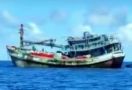 Kapal Asing Makin Merajalela Mencuri Ikan di Laut Natuna, Kerap Mengintimidasi Nelayan Lokal  - JPNN.com