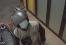 Pelaku Curanmor di Jaksel Terekam CCTV, Videonya Viral, Tuh Lihat - JPNN.com