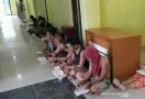 Pengepungan Desa Surulangun oleh Brimob Bersenjata Tak Sia-sia, Nih Hasilnya - JPNN.com
