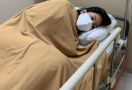 Kondisi Makin Parah, Bunga Zainal Dilarikan ke Rumah Sakit, Mohon Doanya - JPNN.com