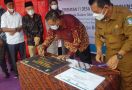 PLN Kucurkan Rp 38 Miliar untuk Terangi 11 Desa Terpencil di Kepulauan Riau - JPNN.com