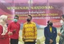 Merlin Kalawen, Mahasiswa Papua yang Betah Kuliah di Surabaya dan Dapat Ibu Angkat - JPNN.com
