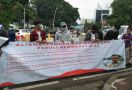 Datangi Kantor AHY dan KPK, Mahasiswa Riau Menuntut Wakil Ketua DPRD Segera Ditindak - JPNN.com