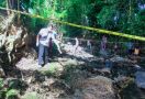 Penemuan Mayat Bayi di Pinggir Kali Gegerkan Warga Sikur Lombok Timur - JPNN.com