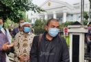 Mural Bikin Heboh, Aziz Yanuar: Penjajah sampai SBY Tidak Pernah Berlebihan - JPNN.com