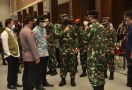 TNI Kerahkan Ratusan Tenaga Kesehatan Untuk Akselerasi Vaksinasi - JPNN.com