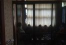 7 Gadis ABG Berbuat Aksi Tak Terpuji di Salah Satu Rumah, Korbannya PR - JPNN.com