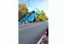 Bus Damri Jurusan Pontianak-Putussibau Kecelakaan, Polisi Masih Selidiki Penyebab - JPNN.com